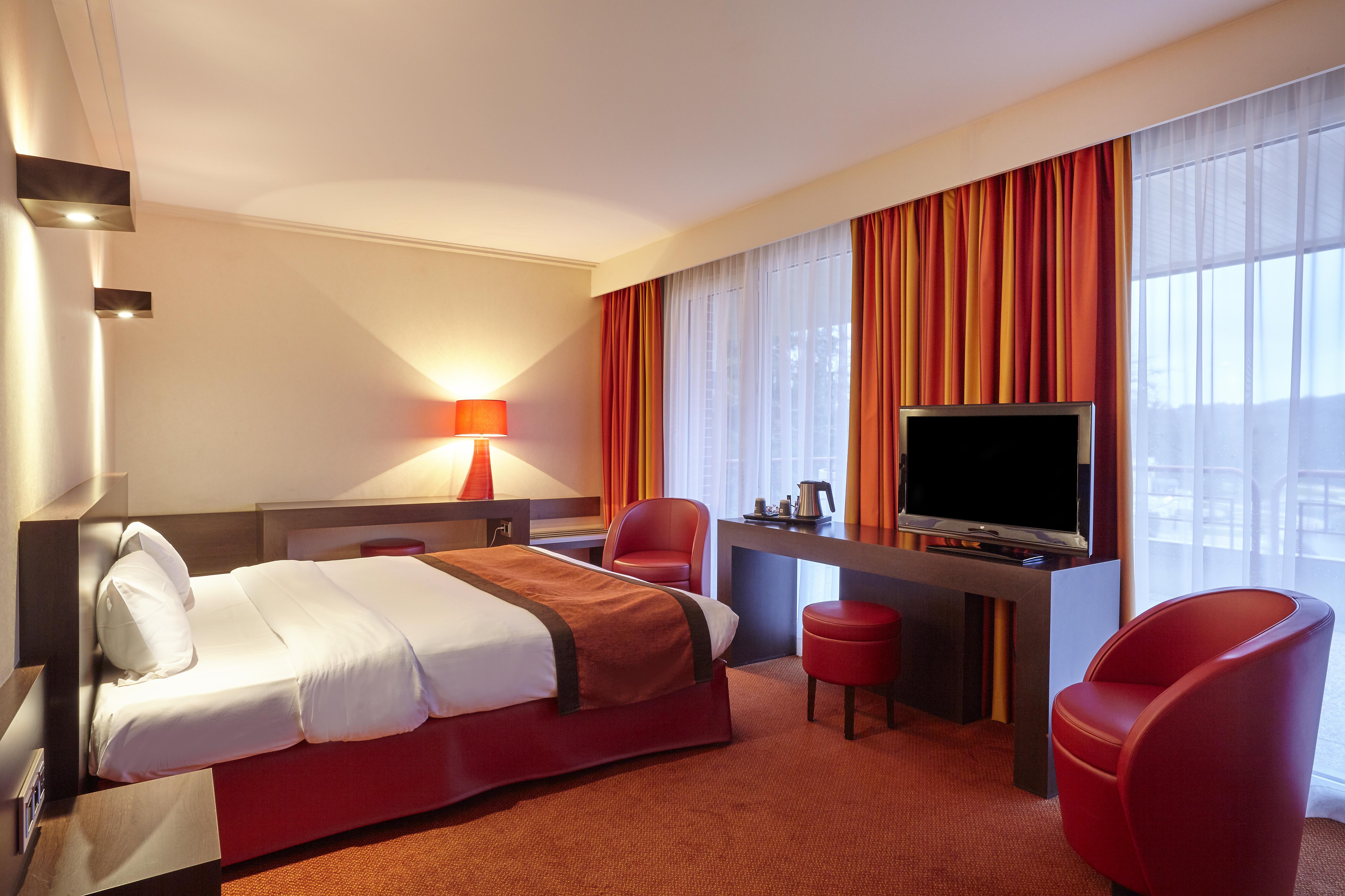 Hotel Spa Du Beryl Bagnoles de l'Orne Normandie Zewnętrze zdjęcie