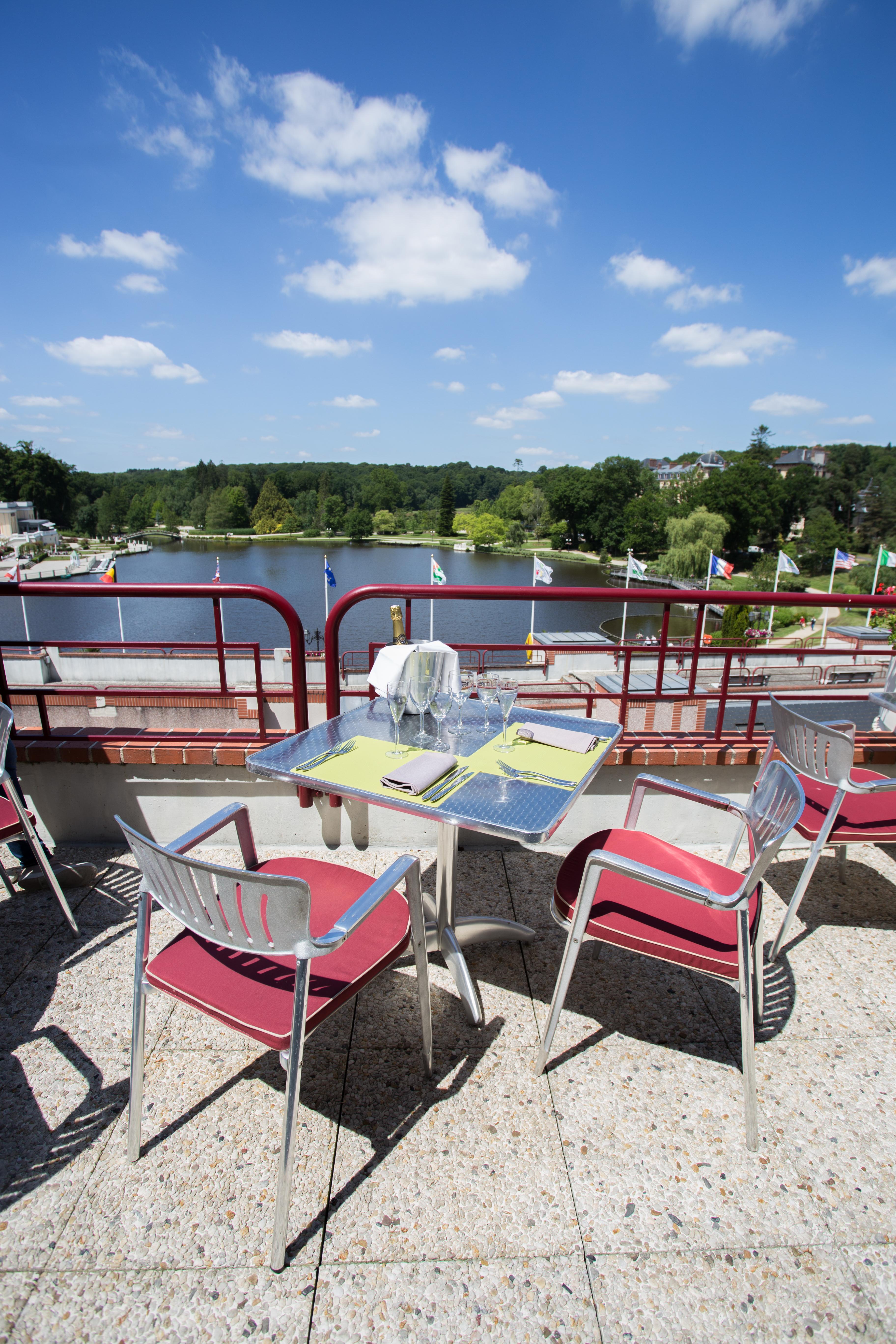 Hotel Spa Du Beryl Bagnoles de l'Orne Normandie Zewnętrze zdjęcie