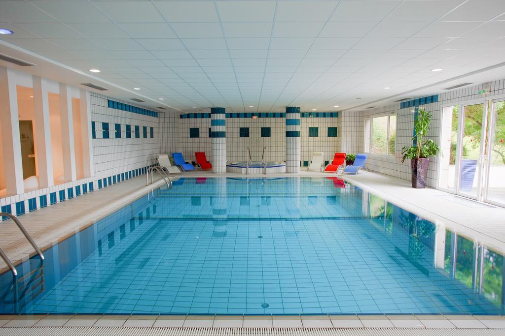Hotel Spa Du Beryl Bagnoles de l'Orne Normandie Zewnętrze zdjęcie