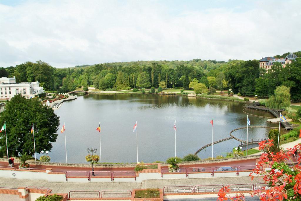 Hotel Spa Du Beryl Bagnoles de l'Orne Normandie Zewnętrze zdjęcie