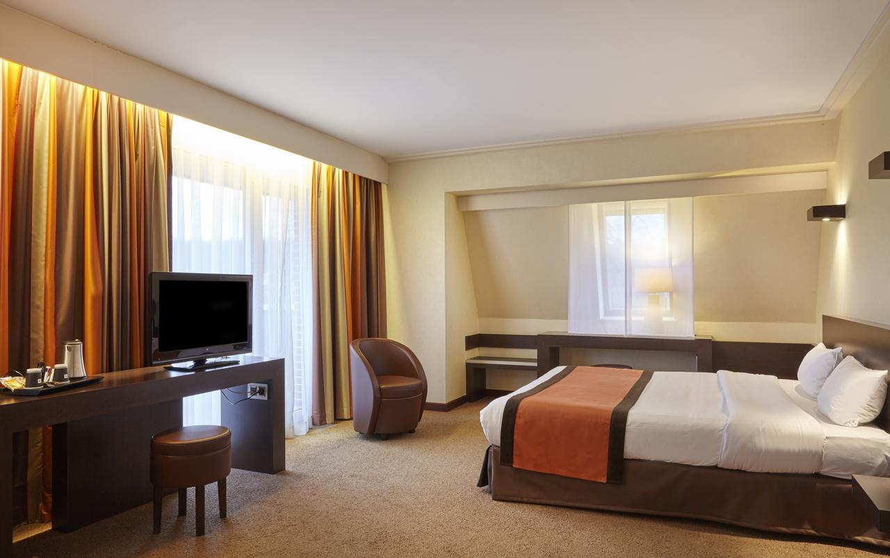 Hotel Spa Du Beryl Bagnoles de l'Orne Normandie Zewnętrze zdjęcie